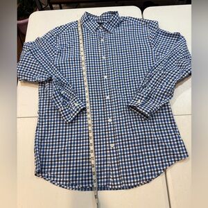 Gap Blue and White Checkered Men's button-down shirt size large